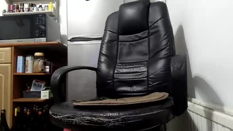 Snapshot of skorpioboy chatting on January 31, 9:02 pm Pussy fan online show from January 31, 9:02 pm