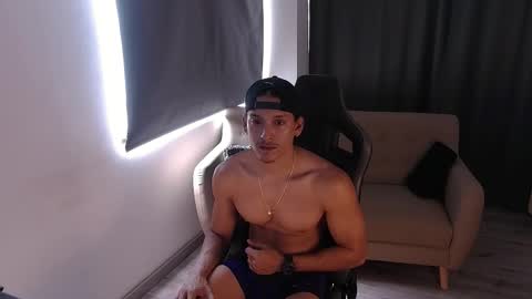 Liam Vokov online show from March 2, 3:19 pm