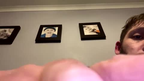 skuzzy25 online show from December 31, 3:23 am