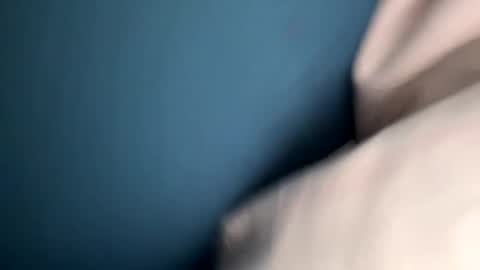 skuzzy25 online show from February 15, 7:06 am