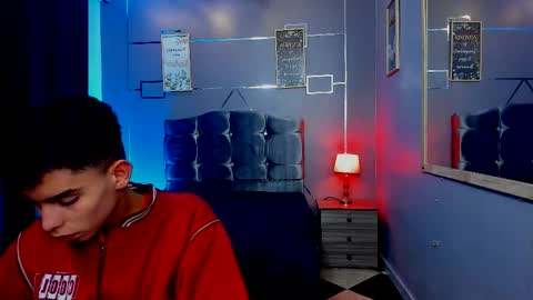 Snapshot of sky_jules chatting on October 13, 3:50 am Daniel online show from October 13, 3:50 am