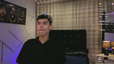 Snapshot of sky_jules chatting on October 22, 9:47 pm Daniel online show from October 22, 9:47 pm