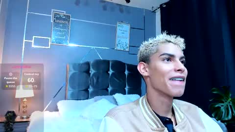 Daniel online show from December 23, 3:48 am