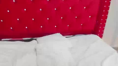 Snapshot of sky_ls chatting on September 17, 4:08 pm sky_ls online show from September 17, 4:08 pm