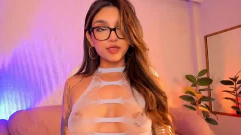 Sky online show from December 4, 8:40 pm