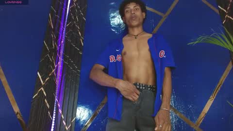 sky_walkerss online show from April 13, 6:57 pm