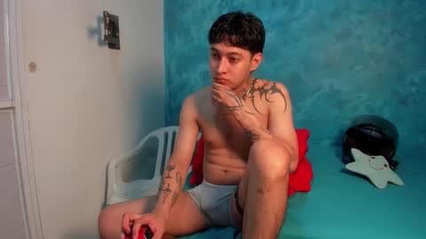 sky_wild online show from March 13, 7:53 pm