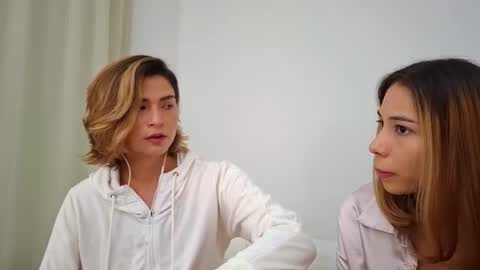 Snapshot of skyamber8v2 chatting on June 28, 9:48 am Vi online show from June 28, 9:48 am
