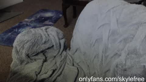 SKYLE   online show from December 2, 2:53 am