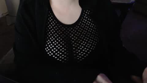 SKYLE   online show from December 6, 11:57 pm