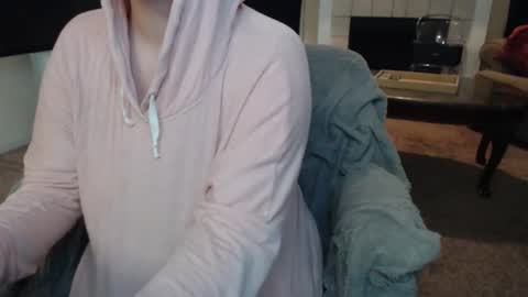 SKYLE   online show from January 16, 7:40 pm