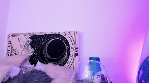 Snapshot of skydarkblue chatting on February 23, 1:57 am skydarkblue online show from February 23, 1:57 am