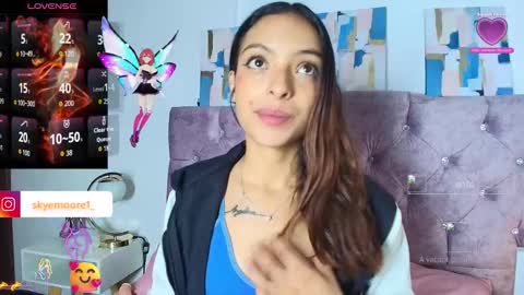 Snapshot of skye_moore chatting on October 3, 12:13 pm skye moore online show from October 3, 12:13 pm