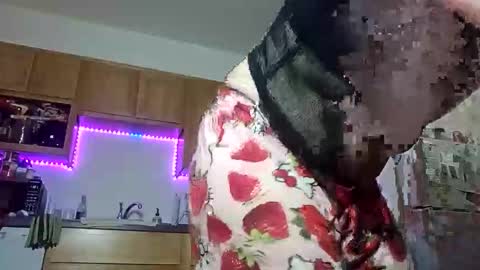 Skyisacutie online show from December 15, 7:01 am