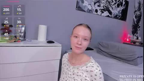 Snapshot of skyisland777 chatting on February 6, 7:23 am skyisland777 online show from February 6, 7:23 am