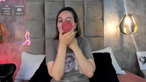 Sky June online show from February 3, 6:57 pm