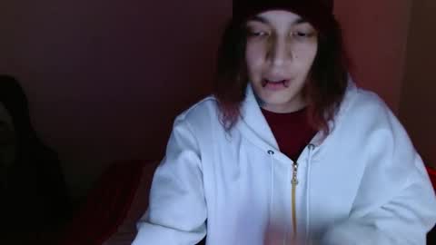 Snapshot of skykar chatting on December 27, 4:36 am reep online show from December 27, 4:36 am