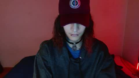 Snapshot of skykar chatting on February 18, 4:37 am reep online show from February 18, 4:37 am