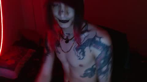 Snapshot of skykar chatting on November 22, 6:34 am reep online show from November 22, 6:34 am