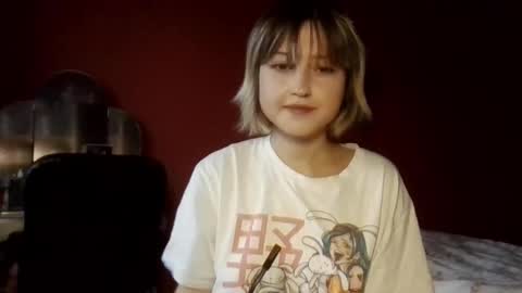 Snapshot of skylaporter1 chatting on November 25, 10:37 am your little angel Masha online show from November 25, 10:37 am