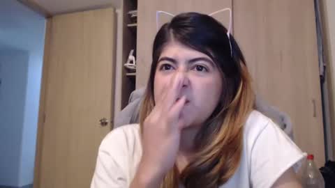 Skyler online show from February 17, 2:42 am