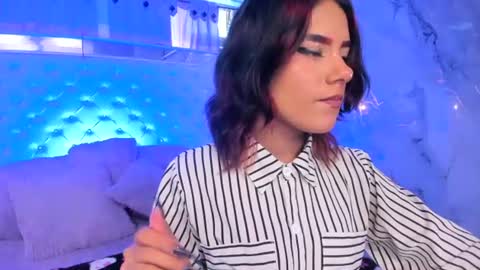 Snapshot of skyler_rouse chatting on July 10, 7:38 pm skyler_rouse online show from July 10, 7:38 pm