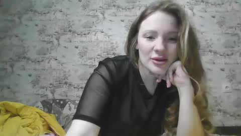 Snapshot of skyler_wans chatting on February 17, 3:53 pm Skyler online show from February 17, 3:53 pm