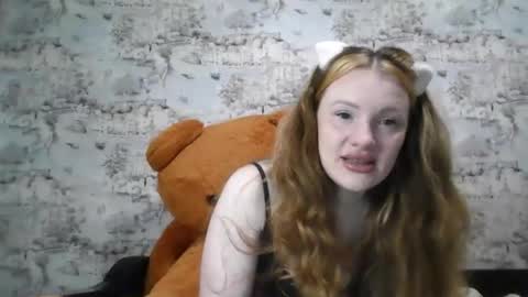 Snapshot of skyler_wans chatting on October 11, 6:28 pm Skyler online show from October 11, 6:28 pm