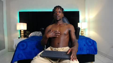 SKYLERBIGXXX online show from April 30, 4:19 am
