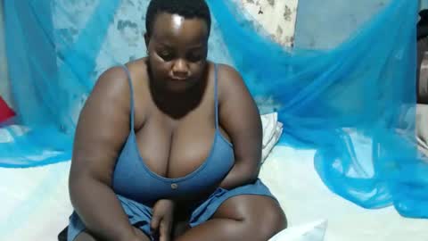 sheliah online show from May 31, 4:31 am