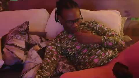 skyonetoo3 online show from March 5, 2:57 am