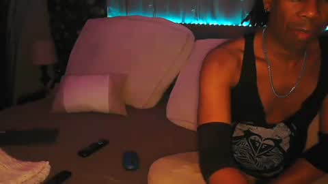 skyonetoo3 online show from October 31, 5:30 am