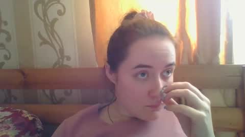 skyressie333 online show from January 3, 1:36 pm