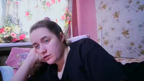 skyressie333 online show from January 13, 11:52 am