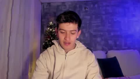 Snapshot of skyrid3r chatting on December 15, 12:48 am Skyrider online show from December 15, 12:48 am