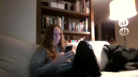 Sky Winters online show from October 18, 2:47 am