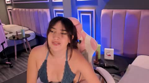 abby online show from March 25, 1:17 pm