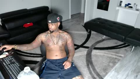 nasty twitter KASHCARTERATL online show from January 2, 6:01 pm