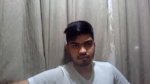 Snapshot of slavesj18 chatting on November 9, 12:58 pm Add me on hangout sjcool1998 online show from November 9, 12:58 pm