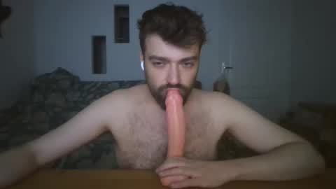 Snapshot of slavic_sword chatting on April 23, 9:06 pm slavic_sword online show from April 23, 9:06 pm