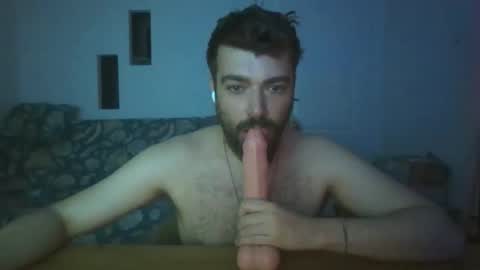 Snapshot of slavic_sword chatting on May 4, 10:17 pm slavic_sword online show from May 4, 10:17 pm