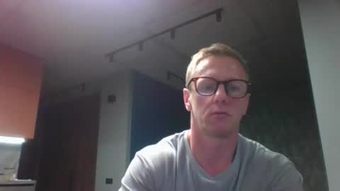 Snapshot of slavutich777 chatting on October 24, 4:47 pm slavutich777 online show from October 24, 4:47 pm