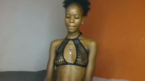 Snapshot of slaybby chatting on March 8, 6:37 pm Slaybby online show from March 8, 6:37 pm