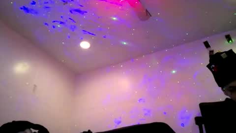 Sleazyycarlitx online show from November 22, 8:13 am