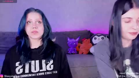 Snapshot of sleepingduo chatting on June 26, 2:54 pm Hi We are Iva and Angela Nice to meet u 3 online show from June 26, 2:54 pm