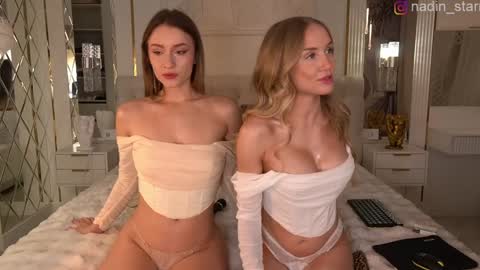 Slemgem Amy  friends online show from December 1, 5:18 pm