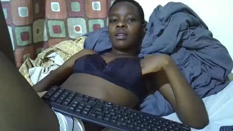 slender_queen online show from February 12, 6:52 am