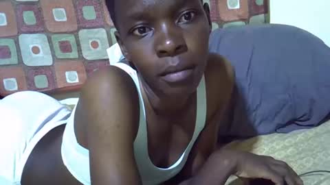 slender_queen online show from April 9, 2:11 pm