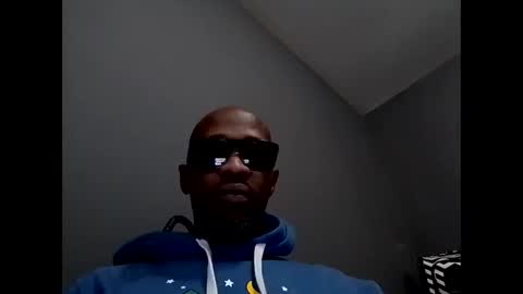 Snapshot of slickerthan12 chatting on December 1, 10:43 pm BBC Hanging online show from December 1, 10:43 pm