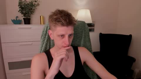 Andy online show from November 22, 8:41 pm